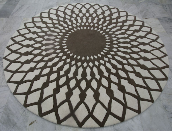 Round rug