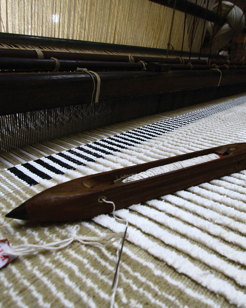 Yarn Rug Process How a rug is made from design to delivery! | The Rug Est.