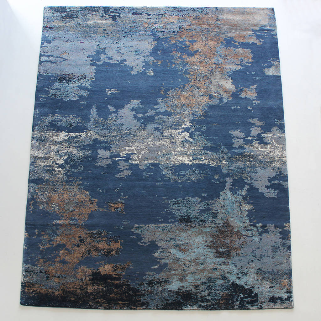 Modern blue rug