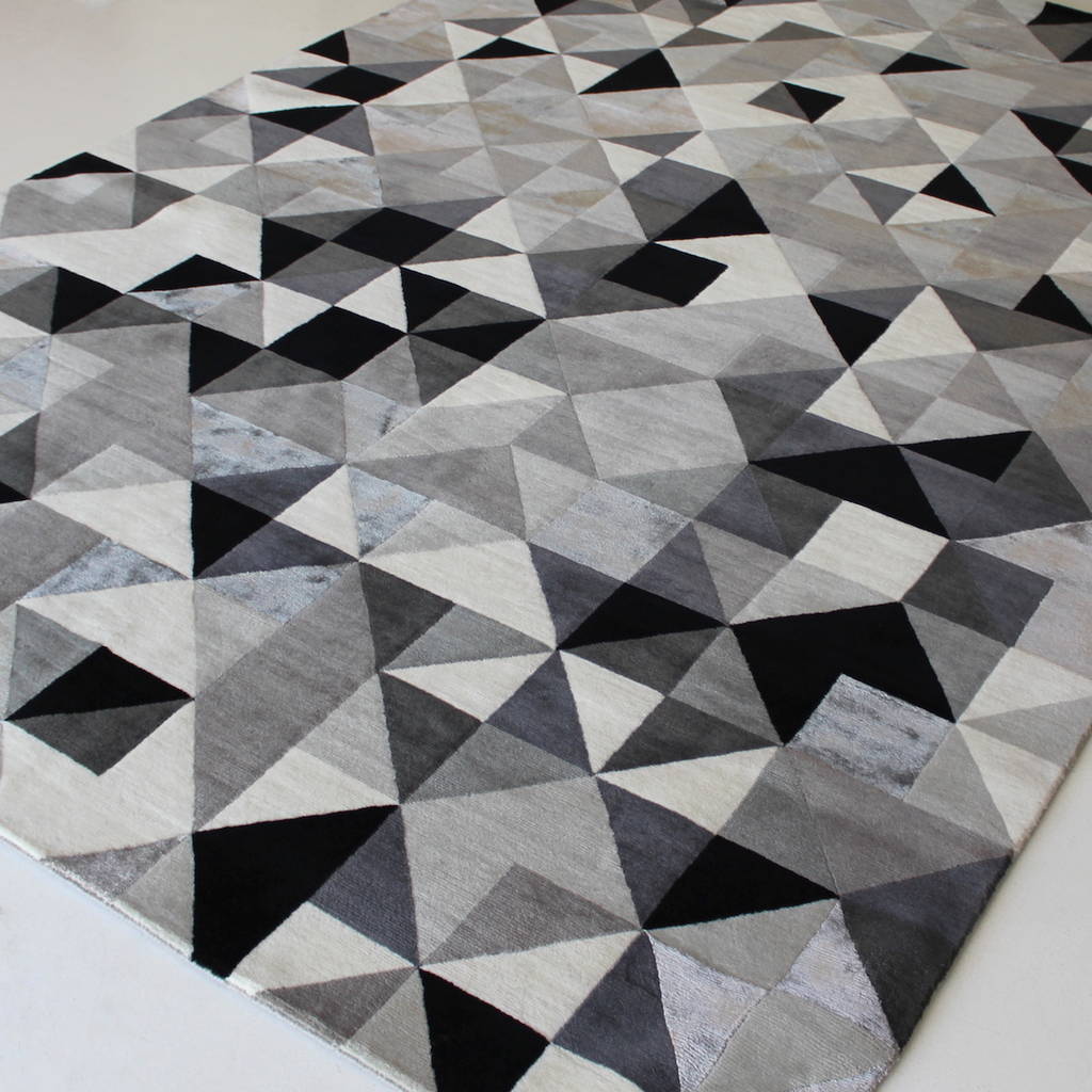 Diamond grey rug