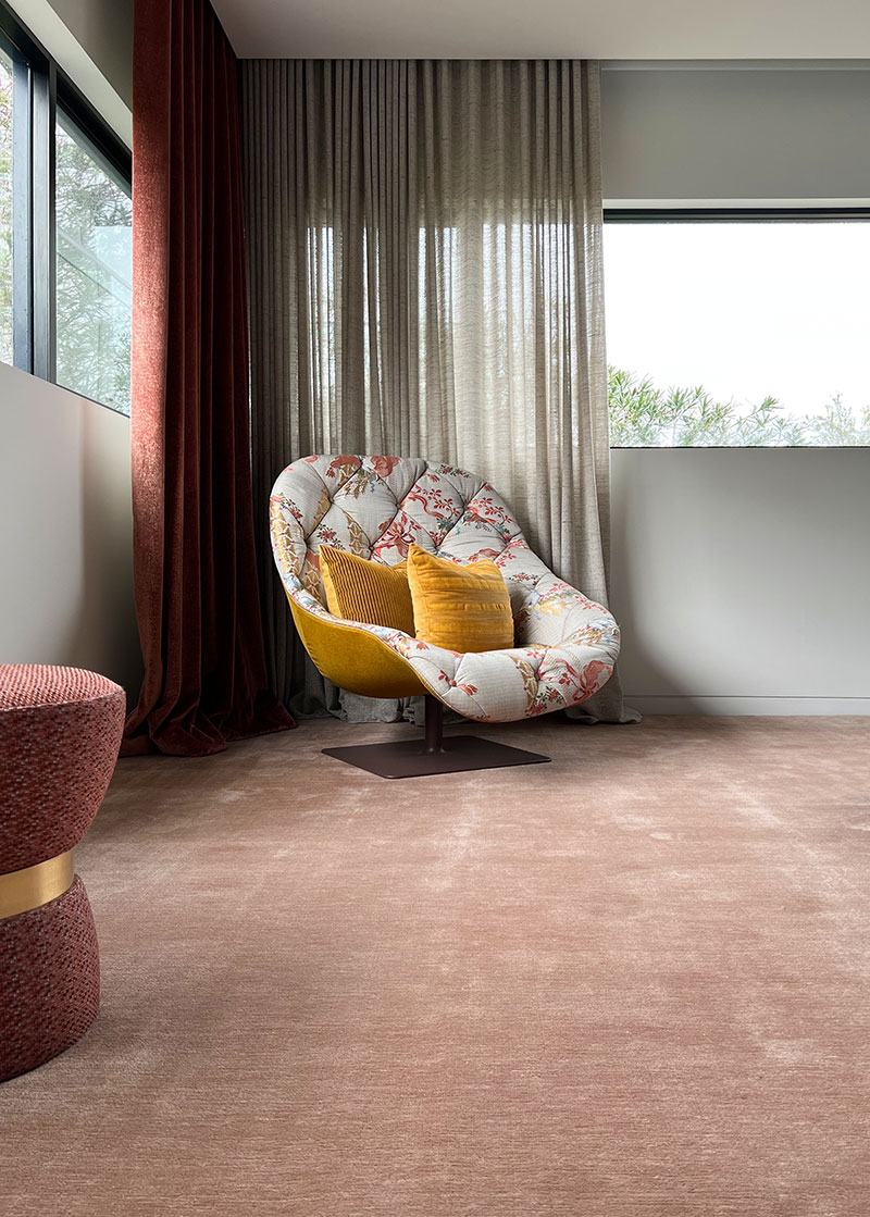 Luxury, carpet, rug, wool and silk, lustre, minimalist, dusky pink, rose