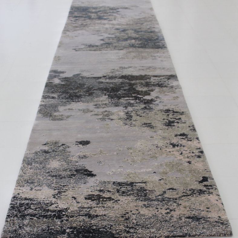 Modern black beige runner