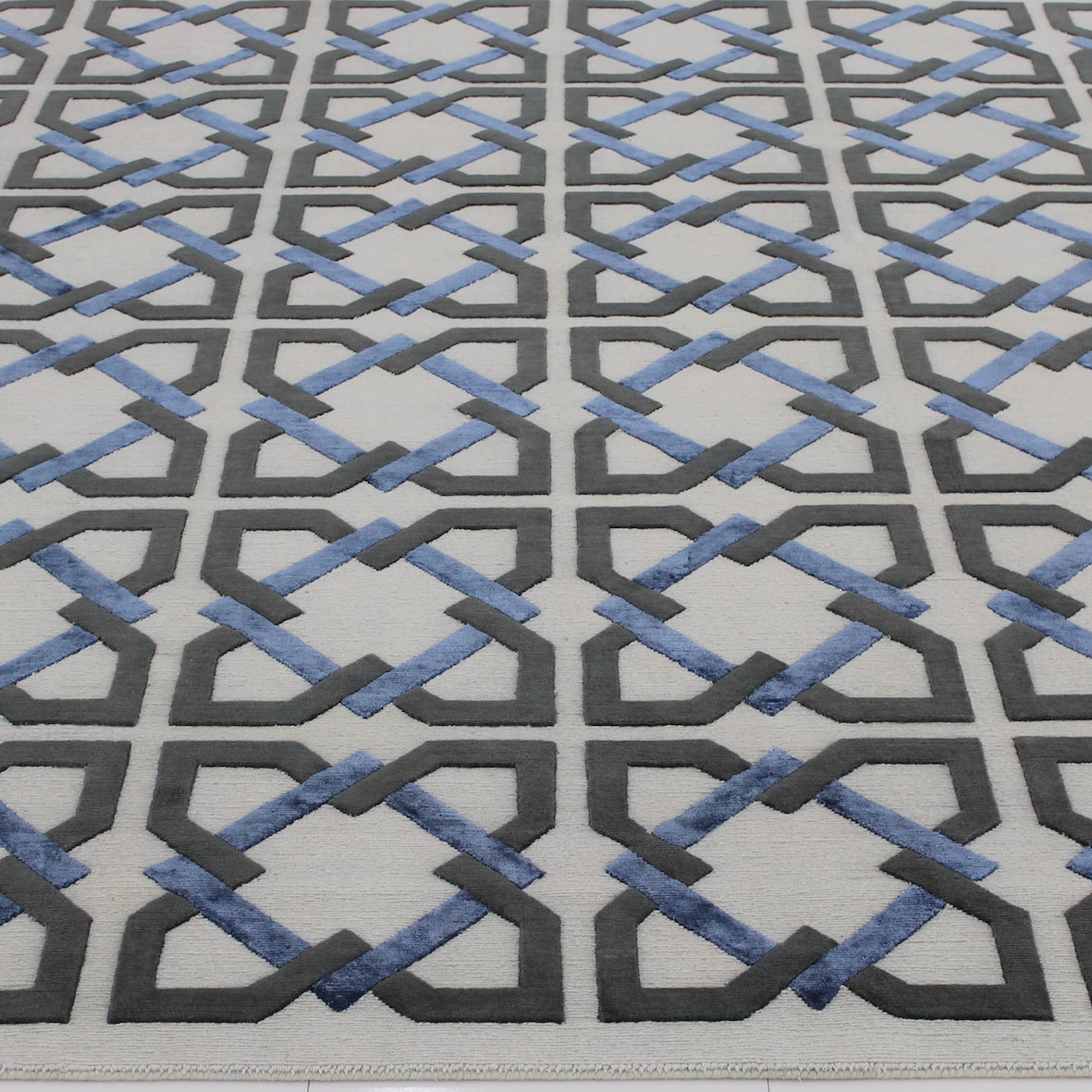 Royal blue geometric rug