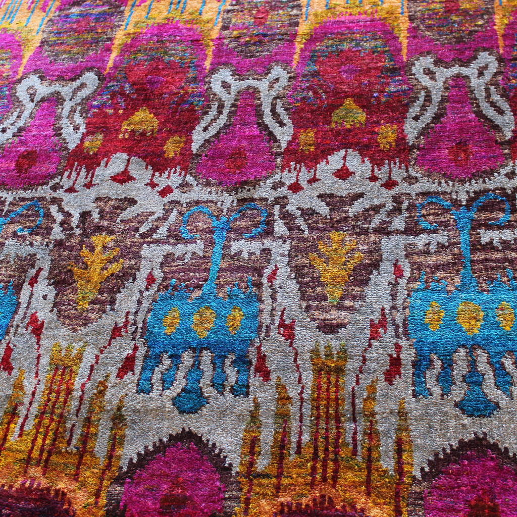 Pink colour silk rug