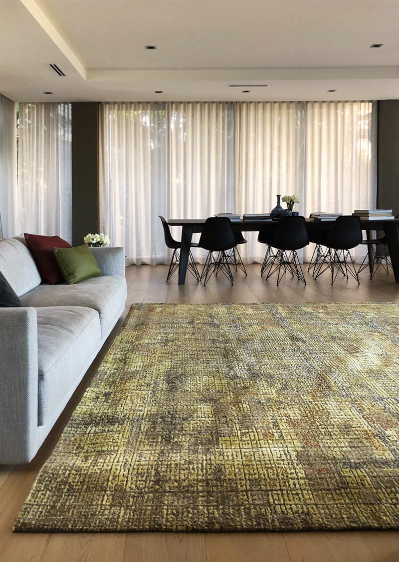 Vibrant, wool and silk, bronze rug