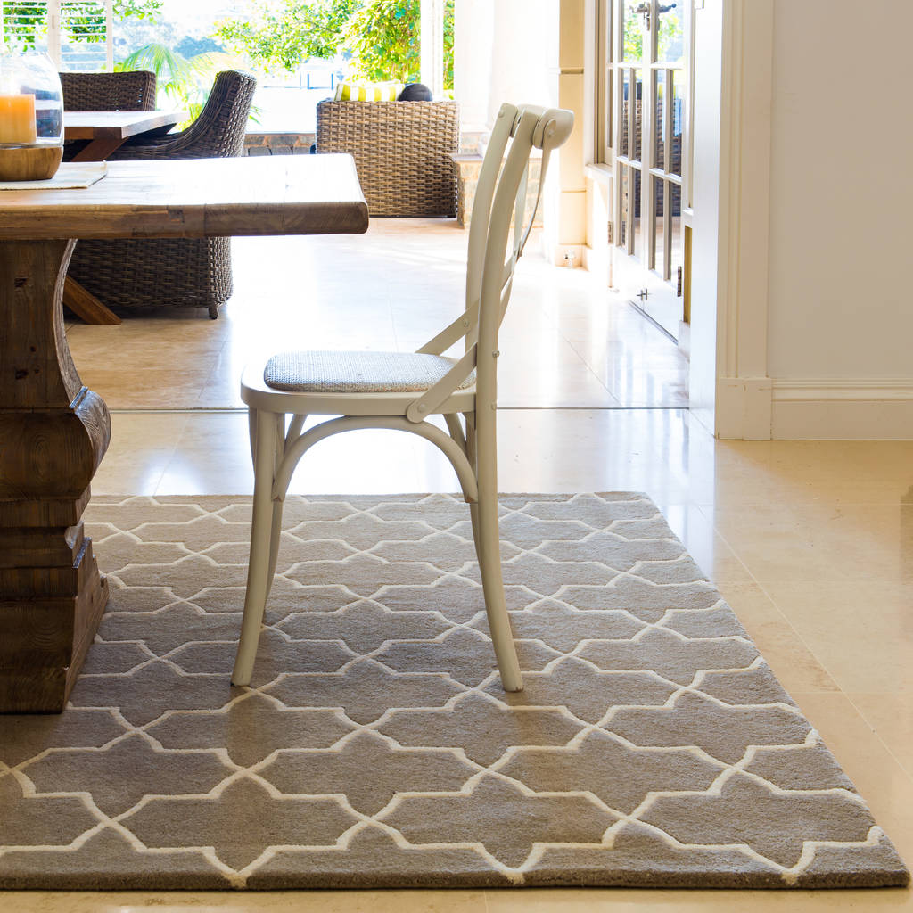 Shapes dining rug